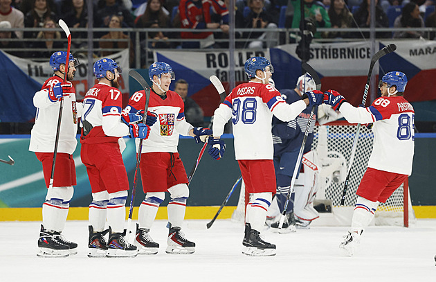 Dobrá lekce, velká výhra. Ale nervózní jsem nebyl, řekl Pastrňák. Z Jílka má radost