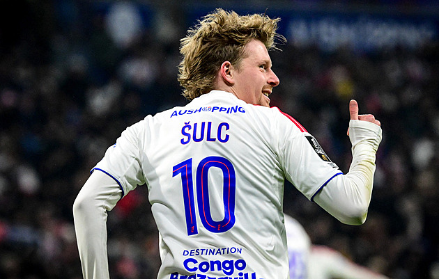 Třináctá výhra v řadě pro Lyon. Na vítězství proti Nice se asistencí podílel Šulc