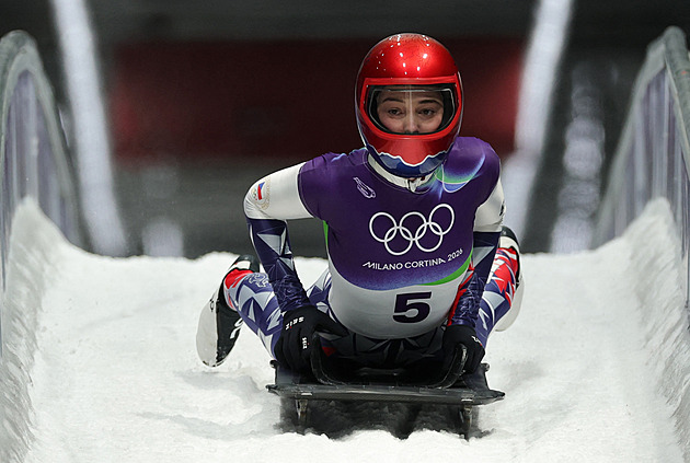 Fernstädtová je po polovině závodu jedenáctá, na desítku ztrácí sedm setin