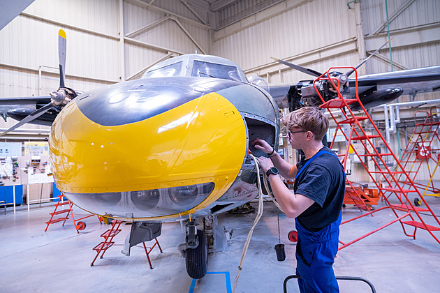Přímo u letadel už od prvního ročníku. Škola láká studenty na unikátní způsob výuky