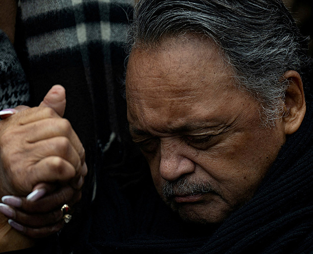 Zemřel pastor a bojovník za lidská práva Jesse Jackson, ucházel se i o Bílý dům