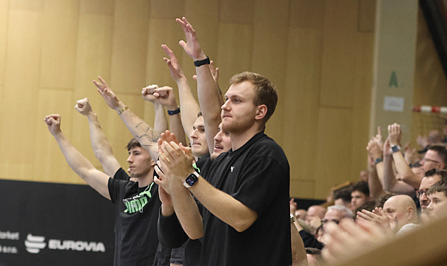 Karvinští házenkáři v úvodním semifinále porazili Zubří o tři góly