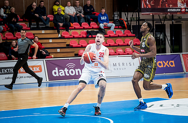 Nymburk v semifinále poháru vyřadil Opavu, zahraje si o 18. trofej