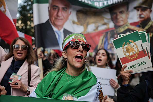 Pryč s íránským režimem! V Mnichově demonstrovalo přes 200 tisíc lidí