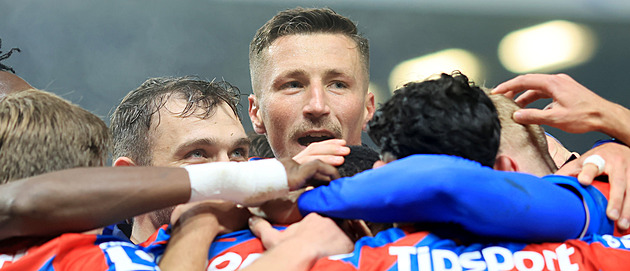 NEJ Z LIGY: Krčík jako Kane, planý poplach v Karviné i těžká role sudího před kamerou