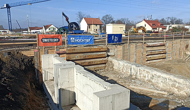 Nad severní spojkou v Budějovicích musí přeložit koleje, stavbu silnice to zdrží