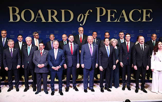 Ve stínu hrozby dalšího konfliktu. Start Trumpovy Rady míru provází otazníky