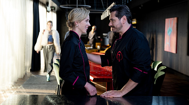 OBRAZEM: Oslava Olomouce i gastronomie. V kinech startuje komedie Když se zhasne