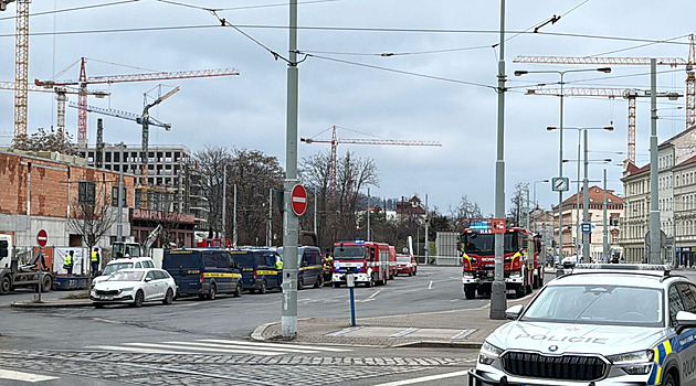 U Smíchovského nádraží unikl plyn, plynaři prověřují metro i vlaková nástupiště