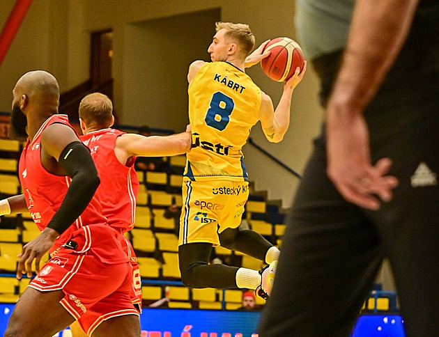 Rozhodne psychika, shodují se v Bekse. Pardubičtí mají nakročeno do finále