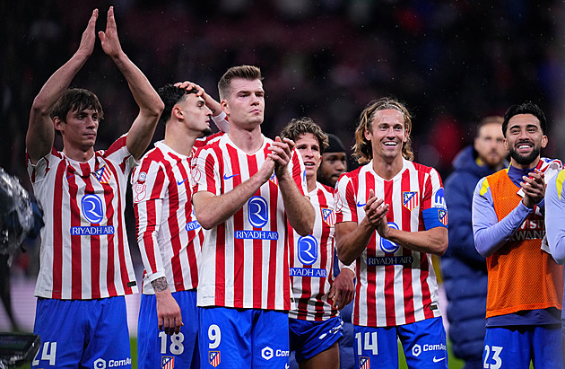 Barcelona utrpěla v prvním pohárovém semifinále debakl 0:4 od Atlétika