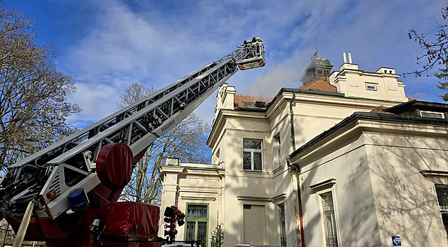 Požár v bohnické léčebně zřejmě založil pacient, který při něm zemřel