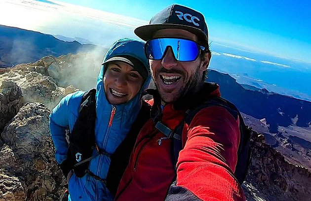 Muže v Rakousku soudí za smrt partnerky. V mrazu ji nechal pod horou