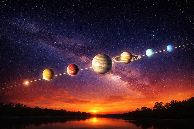 Procesí planet má nastat 28. února 2026. Astronomové mírní očekávání