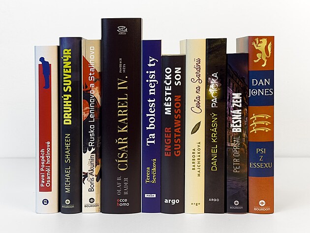 Na pulty se v b�eznu dostane deset ��nrov� velmi pestr�ch titul�.