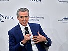 Kalifornský guvernér Gavin Newsom na Mnichovské bezpe�nostní konferenci (13....