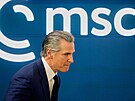 Kalifornský guvernér Gavin Newsom na Mnichovské bezpe�nostní konferenci (13....