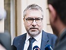 Ministr zem�d�lství Martin �ebestyán (SPD) p�ichází na koali�ní jednání  ANO,...