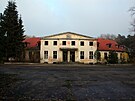Vila generála Dubynina vznikla p�estavbou d�stojnické vily z dob Wehrmachtu. V...