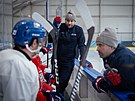Trené�i Ond�ej Pavelec a Tomá� Plekanec b�hem tréninku �eského týmu