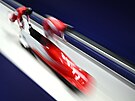 Timo Rohner a Tim Annen ze �výcarska zahajují svou první jízdu. (16. února 2026)