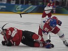 Radim �imek (51) padá v souboji se �výcarskem. (15. února 2026)