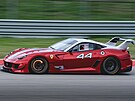 Ferrari 599XX Evoluzione s pokro�ilým aerodynamickým paketem.