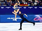 Anastasia Vaipanová-Lawová a Luke Digby z Velké Británie vystupují b�hem volné...
