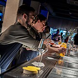 Ve�er pln� chut�, v�n� a hudby