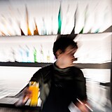 Ve�er pln� chut�, v�n� a hudby