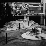 Ve�er pln� chut�, v�n� a hudby