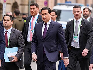 Ministr zahrani�í Spojených stát� Marco Rubio p�ichází na 56. Mnichovskou...