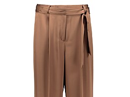 Spole�enská sezona je v plném proudu, ale originální kalhoty se budou hodit i...