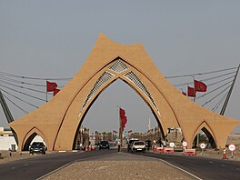 Vjezd do m�sta Al-�Ajún v Západní Saha�e (6. listopadu 2025)