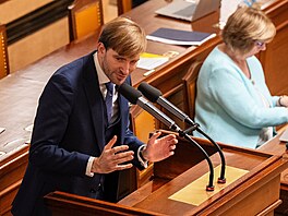 Sch�ze Poslanecké sn�movny. Poslanci projednají v úvodním kole návrh státního...