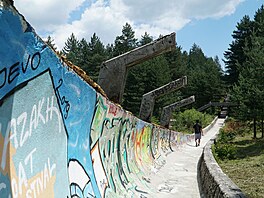 Zahrnuje to výstavbu pot�ebné infrastruktury, vybudování sportovi��, ubytování,...