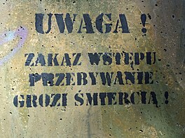 A ne, místních, kte�í se odtud museli vyst�hovat, se nikdo na názor neptal....