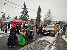 Av�ak dechovka taktn� nazna�ila, �e pokud mají celý den foukat do nástroj�,...