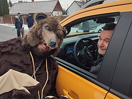 Volba padla na Ford Ranger PHEV. V�z s muzikou by sice utáhl kdejaký elektrický...