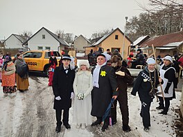 Pr�vod musí n�kdo vést, sm��ovat a v rovin� �isté teorie i zodpovídat za to, �e...