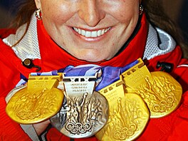 V roce 2002 vznikly v�bec nejt잚í olympijské medaile v historii. Ka�dý sport...