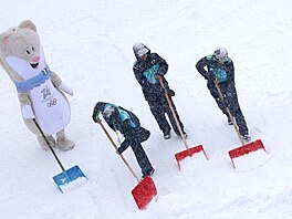 Aktuální po�así v ly�a�ském st�edisku Stelvio, Bormio. Sn�ení a mlha p�ed...