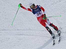 Matthias Iten ze �výcarska po svém druhém kole ve slalomu mu��. (16. února 2026)