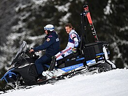 Ne��astný Atle Lie McGrath na svahu t�ko skrýval zklamání. U sjezdovky nechal...