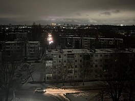 Údery ukrajinských dron� zanechaly �ást m�sta Brjansk bez elekt�iny a tepla....