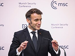 Francouzský prezident Emmanuel Macron (13. února 2026)