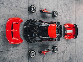 Ferrari P80/C: Speciál z roku 2019 pro sb�ratele z Hongkongu na základ�...