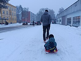 Sn�hová nadílka ve ��á�e nad Sázavou. V noci na úterý napadlo p�ibli�n� 15...