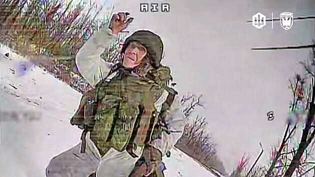 Robert Brovdi zve�ejnil sest�ih zimních dronových útok� na ruské vojáky na...