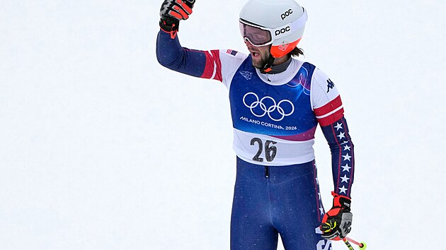 Ryder Sarchett b�hem ob�ího slalomu mu�� na ZOH Milán-Cortina 2026 14. února...